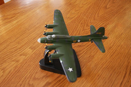 B 17 F  MEMPHIS BELLE - Luchtvaart