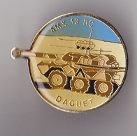 PIN'S OPERATION DAGUET CHAR AMX - Militaria