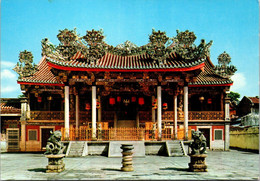 (4 A 42) Malaysia - Penang Clan House - Buddhismus