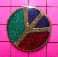 412D Pin's Pins / Beau Et Rare / THEME : MILITARIA / QUI VEUT LA PAIX PREPARE LA PAIX !!! - Militaria