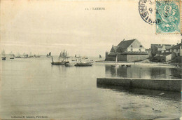 Larmor * Vue Sur Une Partie Du Village * Plage Et Bateaux - Larmor-Plage