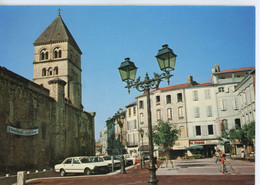 SAINT GAUDENS LA PLACE DE LA COLLEGIALE - Saint Gaudens