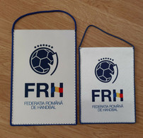 Captain Pennant Handball Federation Of ROMANIA 2 Different Size 17x25; 14,5x20cm - Handball