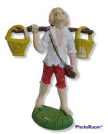 97336 Pastorello Presepe - Statuina In Plastica - Ragazzo Che Porta L'acqua - Weihnachtskrippen