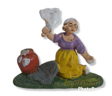 74563 Pastorello Presepe - Statuina In Plastica - Lavandaia - Christmas Cribs