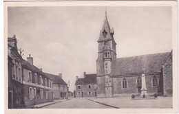 72 - MAROLLES LES BRAULTS - SARTHE - PLACE DE L'EGLISE 1951 - Marolles-les-Braults