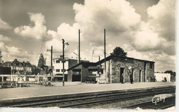 MONTFORT SUR MEU LA GARE SNCF CHEMIN DE FER - Altri & Non Classificati