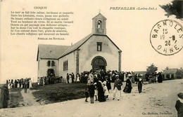 Préfailles * église Chapelle Et Sortie De Messe - Préfailles