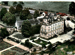 Vallangoujard * Vue Sur Le Château Du Village - Autres & Non Classés