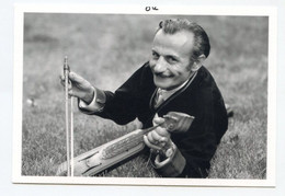 Man With Traditional String Instrument Music - Foto