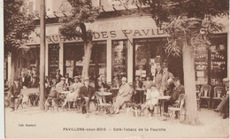 Pavillons-Sous-Bois  93  Le Café-Tabacs De La Fourche Des Pavillons Avec Sa Terrasse Tres Tres Animée - Les Pavillons Sous Bois