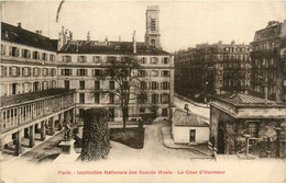 Paris * 5ème * Institution Nationale Des Sourds Et Muets * La Cour D'honneur * école - Bildung, Schulen & Universitäten