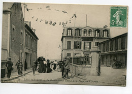 14 LION Sur MER Cour Hotel De La Plage Et Anim Grande Rue 1910   D20 2021 - Other Municipalities