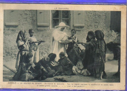 Carte Postale Algérie  Ouargla  Le Gouter Au Désert  Distribution De Sauterelles Très Beau Plan - Ouargla