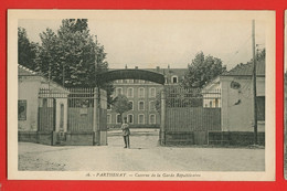 002597 - DEUX SEVRES - PARTHENAY - Caserne De La Garde Républicaine - Parthenay