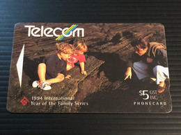 New Zealand Telecom Phonecard - 1994 International Year Of The Family Series, Set Of 1 Used Card - Neuseeland