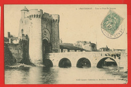 002711 - DEUX SEVRES - PARTHENAY - Tour Et Pont Saint Jacques - Parthenay