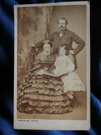 Photo CDV Bingham à Paris - Couple Avec Une Fillette, Mr, Mme Et Melle Régnier Second Empire, Circa 1860-65 L567A - Old (before 1900)