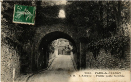 CPA AK VAUX-de-CERNAY - L'Abbaye - Vieille Porte Fortifiée (352987) - Vaux De Cernay