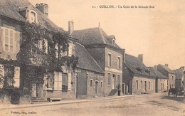 89 - Guillon - Un Coin De La Grande Rue - Guillon