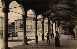 CPA AK UDINE Piazza Vittorio Emanuele Dalla Loggia S. Giovanni ITALY (397516) - Udine