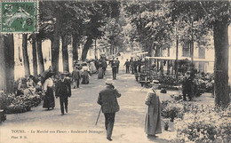 Tours     37      Foire  Ou Halles Ou Marchés Aux Fleurs Bd Béranger 2  Cartes     (voir Scan) - Tours