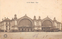 Tours     37        Gare Ou Chemin De Fer . Train. Extérieur De La Gare Et Tramway  N°  GB 96  (voir Scan) - Tours