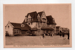 - CPA LA BAULE-SUR-MER (44) - La Gare (belle Animation) - Edition Chapeau 352 - - La Baule-Escoublac