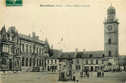 Gravelines * La Place , Le Beffroi Et La Mairie * Hôtel Du Commerce - Gravelines