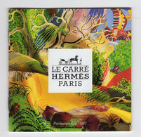 Petit Catalogue Carré 10 Cm X 10 Cm Maison De Luxe Hermès Paris Catalogue Printemps été 1997 Collection Foulard - Advertising
