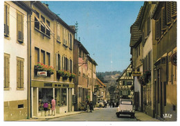 67 - BOUXWILLER - Grand'Rue - Ed. La Ciggone N° 67.061.11 - 1983 - Citroën 2CV - Bouxwiller