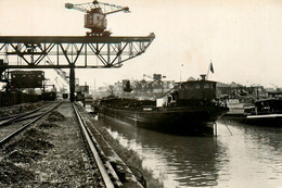 Strasbourg * Le Port Autonome * Péniche Batellerie * Bassin De L'industrie , Chantiers Charbonniers * Grue - Strasbourg