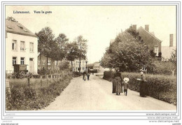 LIBRAMONT ..-- GARE . Vers La Gare . 1913 Vers DIEST ( Mr VANDER STRAETEN ) . Voir Verso . - Libramont-Chevigny