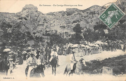 CPA 13 EN PROVENCE UN CORTEGE HISTORIQUE AUX BAUX DE PROVENCE - Other & Unclassified