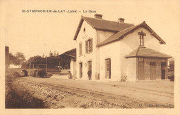 CPA 42 SAINT SYMPHORIEN DE LAY LA GARE - Andere & Zonder Classificatie