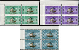 ** ARAB. RAS AL KAIMA - Poste - Michel 21/23, Blocs De 4, Cdf, Surcharge Renversée "Olympic Tokyo 1964" - Ras Al-Khaimah