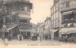 CPA 92 SURESNES LA RUE DU PONT LE MONT VALERIEN - Suresnes