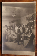 Carte Photo 1910's Femmes Dans Cuisine Serveuse Servante Restaurant  CPA Ak Animée - Other & Unclassified