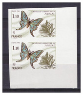 FRANCE   . N°  2089  A . 1 F 20  . PAPILLON  PAIRE  ND  COIN  DE FEUILLE  .  NEUF  . **  .SUPERBE . - 1971-1980