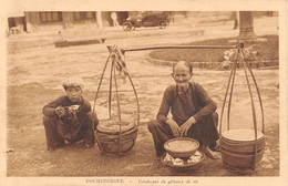 CPA ASIE COCHINCHINE VENDEUSES DE GATEAUX DE RIZ - Vietnam