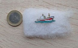 Pin's  Bâteau - Bateaux