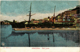 CPA AK ANCONA Nel Porto ITALY (394692) - Ancona