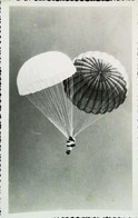 ► Camp D'Astra PAU PARACHUTISME - Ancienne Carte Photo (14x9 Cm) Du Stagiare 147eme Promotion  3eme Stick - Paracadutismo