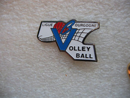 Pin's De La Ligue De Bourgogne De VOLLEYBALL - Voleibol