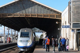 Béziers - CPM - TGV - SNCF - 7.509 - Beziers