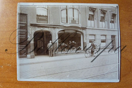 Fotokaart "B. Van Erk" Bloemen En Kransen Gebracht Over Heel "Nederland" Huis N°77 Jugendstill Gebouw. Nieuwlandstraat? - Photographie