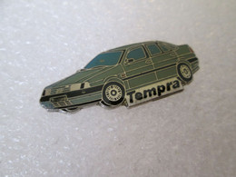 PIN'S    FIAT    TEMPRA - Fiat