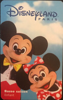 FRANCE  -  DisneyLAND PARIS  - PERSONNAGES  -  Enfant - Disney Passports
