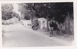 63  AIGUEPERSE - Carte Photo De L'entrée De La Ville 1952 - Aigueperse