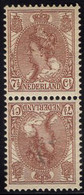 Netherlands (1898) 7-1/2c Queen Wilhelmina Tête-bêche Pair. Scott 66a. Small Thin On Top Stamp. - Nuevos